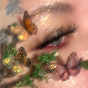 Meet your Posher, Briana